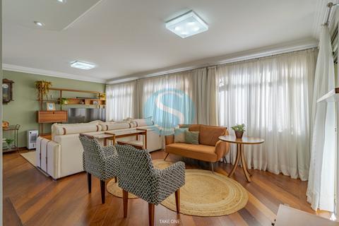 Apartamento no Cambuí | 180 m² | 3 Dormitórios | Varanda Envidraçada e 2 Vagas