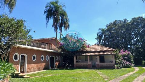 Sítio com Haras Estruturado em Bragança Paulista – Ideal para Refúgio ou Eventos