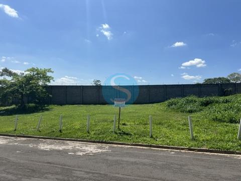 Ótima oportunidade com valor abaixo do mercado no Condomínio Residencial Xangrilá.